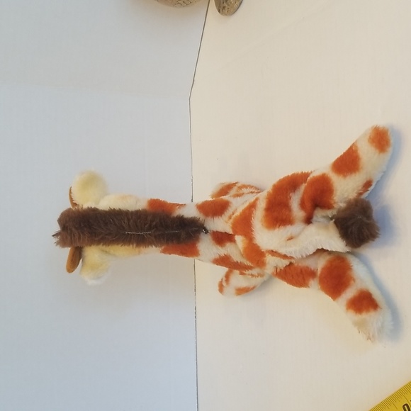 Vintage Dakin Giraffe Plush 1979 - Picture 4 of 9